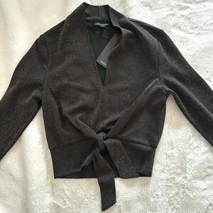 NWT Black & Gold Lurex Style Shinestar Tie Front Long Sleeve Top Small